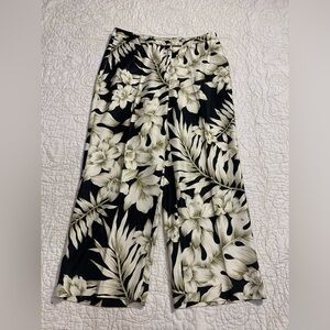 August Silk 100% Silk boho floral cropped pants‎ Size 4